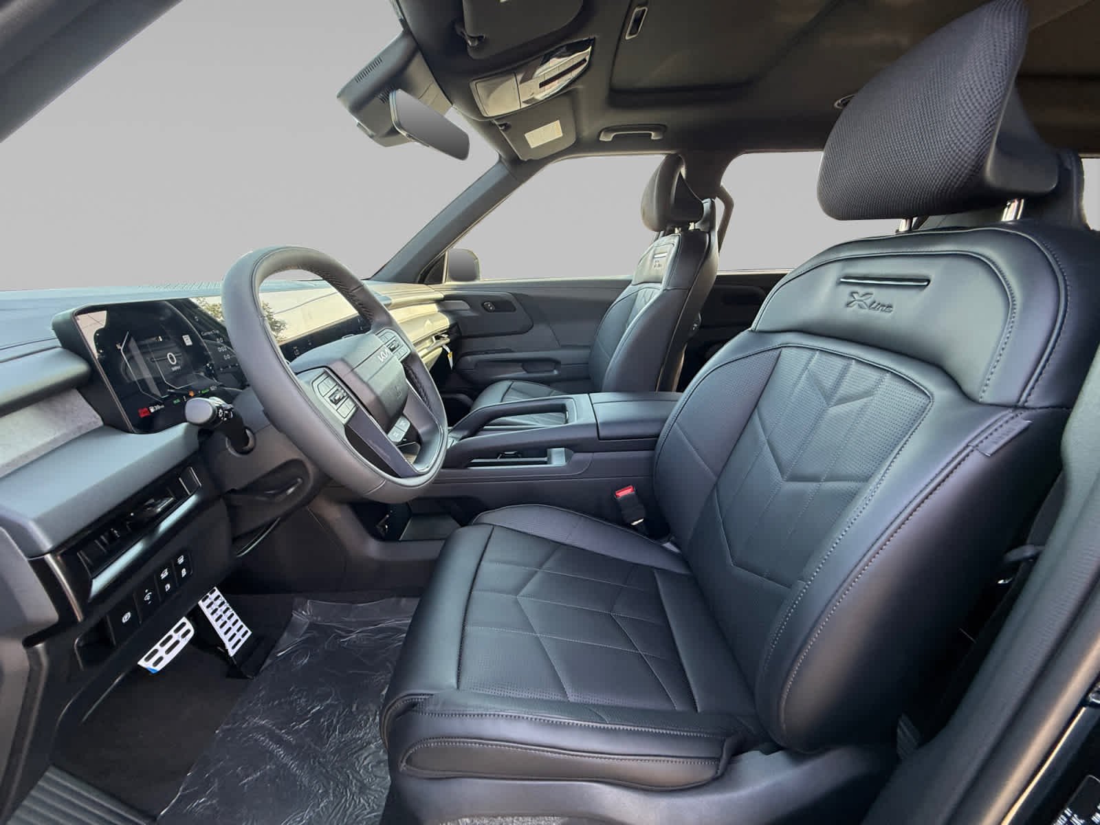 New 2027 Ebony Black Kia X-LINE SX image 11