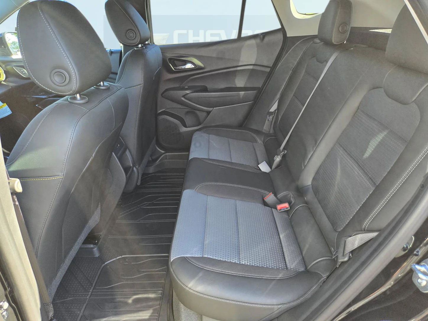New 2026 Mosaic Black Metallic Chevrolet LT image 14