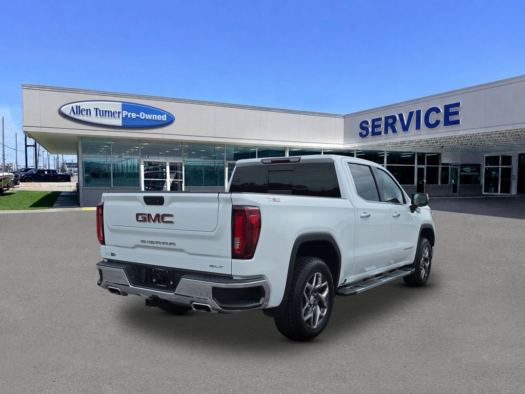 2023 GMC Sierra 1500 SLT - Photo 8