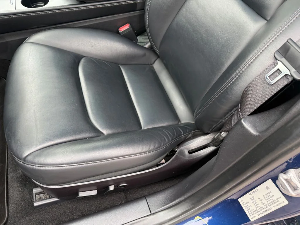 Used 2022  Tesla Base image 20