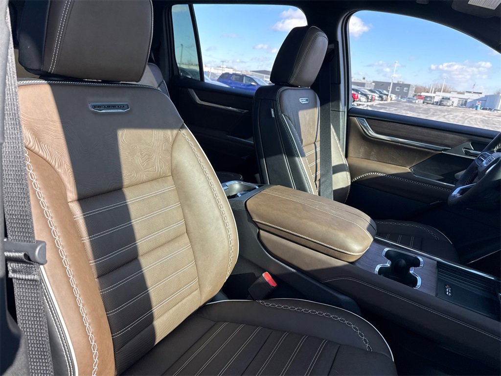 2026 GMC ACADIA - Image 39