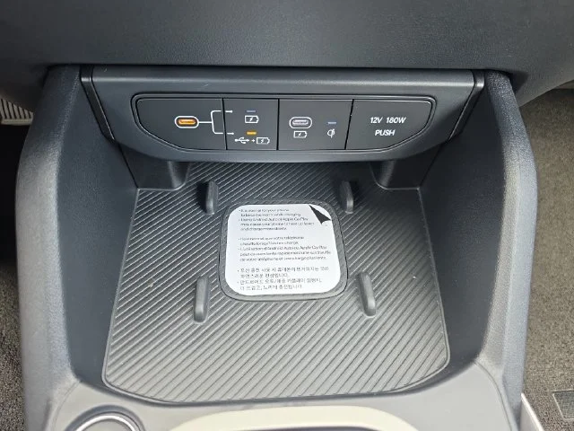 New 2026 Interstellar Gray Kia GT-Line image 10