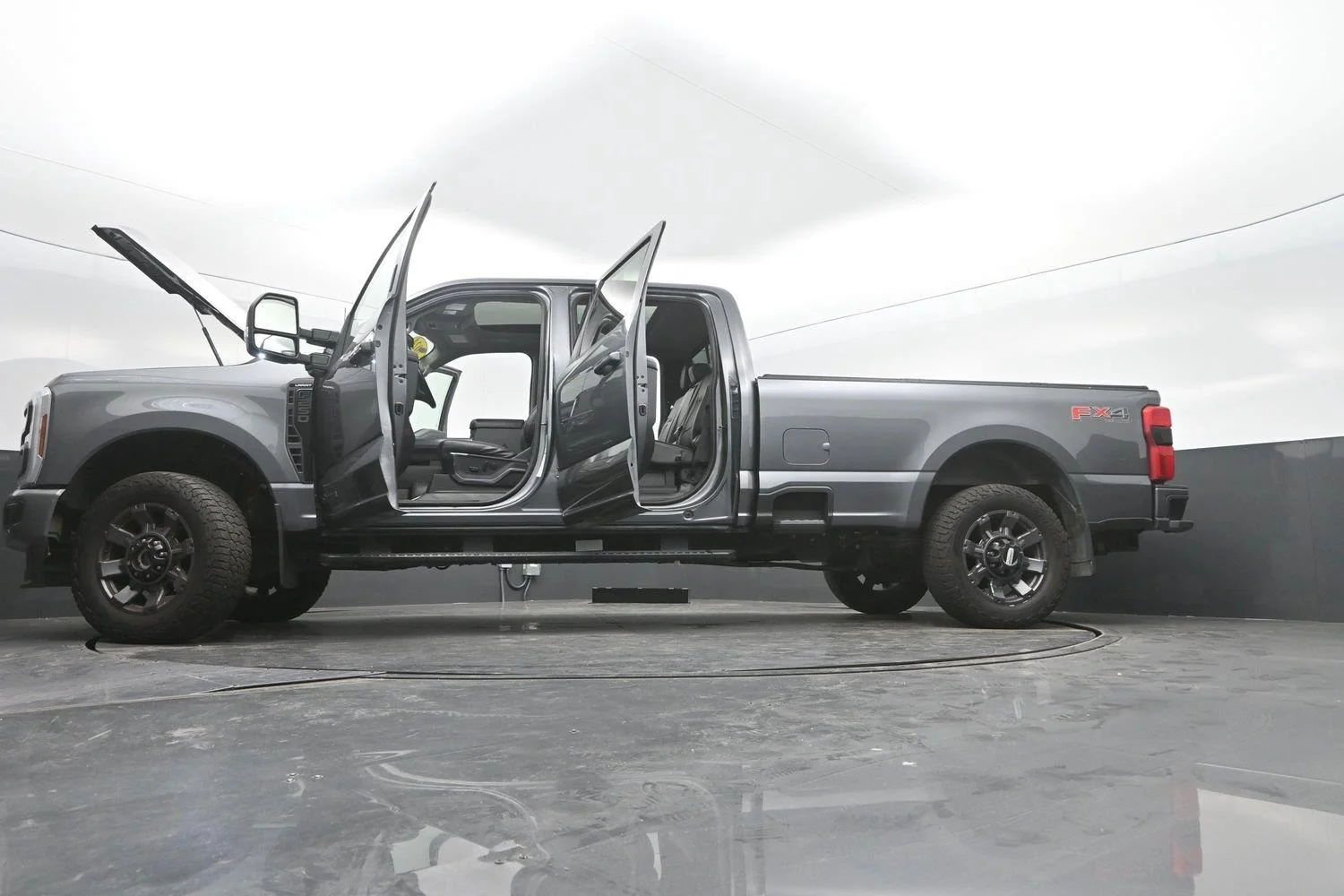 Used 2024 Carbonized Gray Ford LARIAT image 57