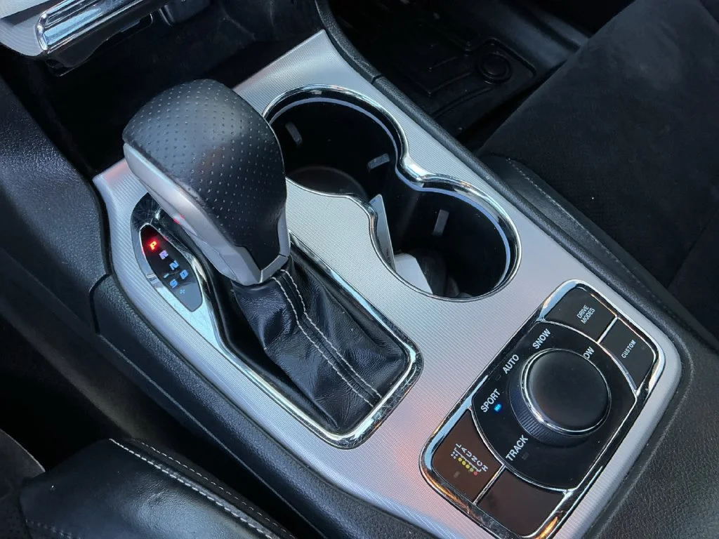 Used 2018 White Jeep SRT image 24