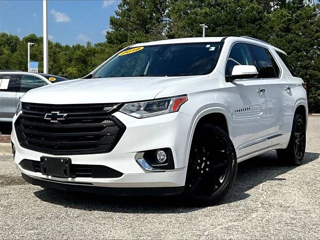 Used 2018 White Chevrolet Premier image 3