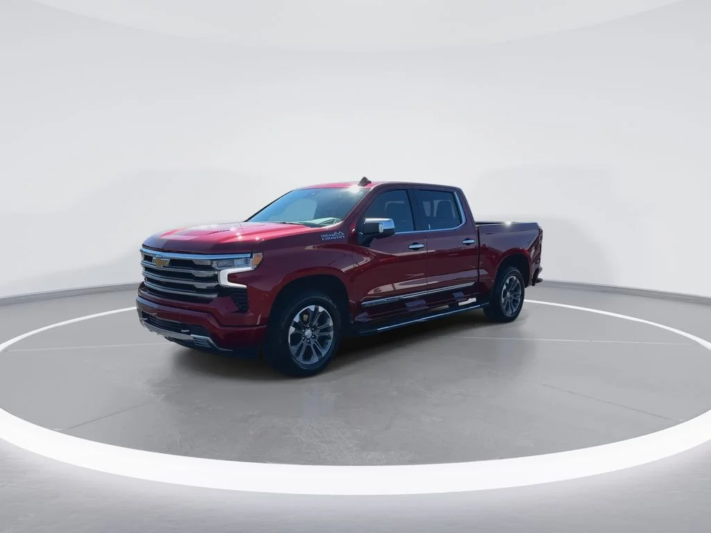 Used 2023 Red Chevrolet High Country image 4