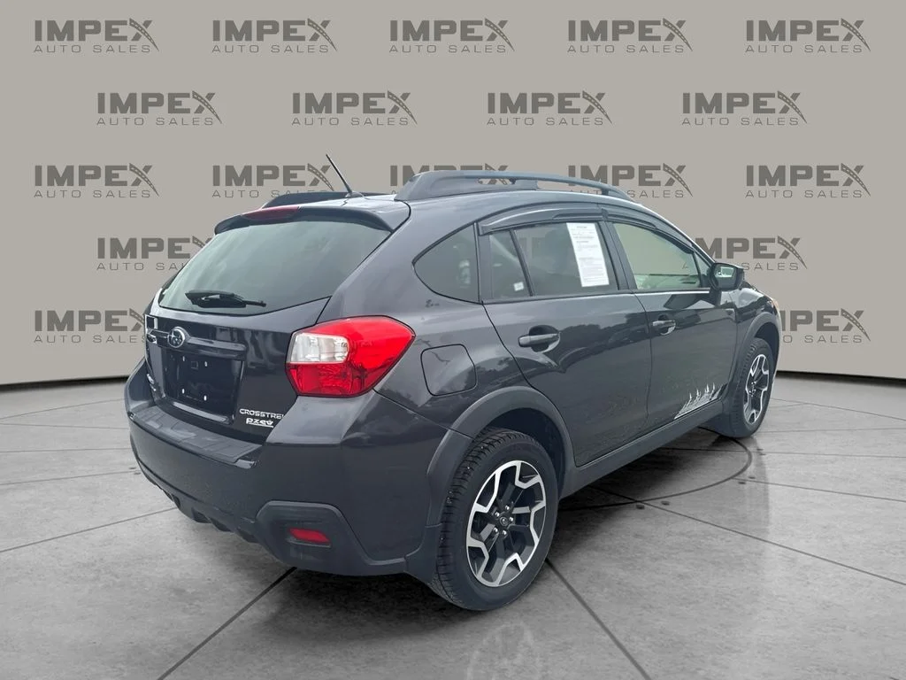 Used 2017 Gray Subaru 2.0i Premium image 3