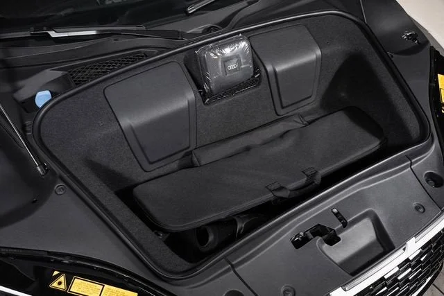 Used 2023 Ibis White/Black Roof Audi V10 performance image 10