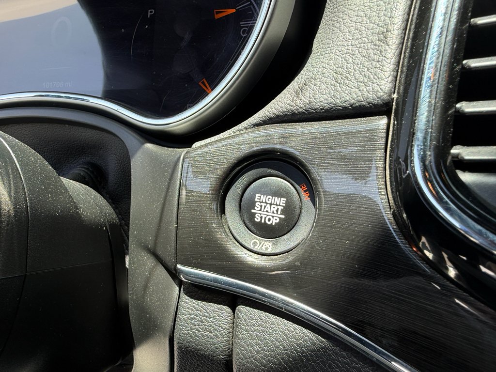 Used 2019 Slate Blue Pearlcoat Jeep Trailhawk image 21