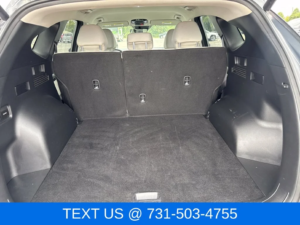 Used 2025 Gray Hyundai SEL image 24
