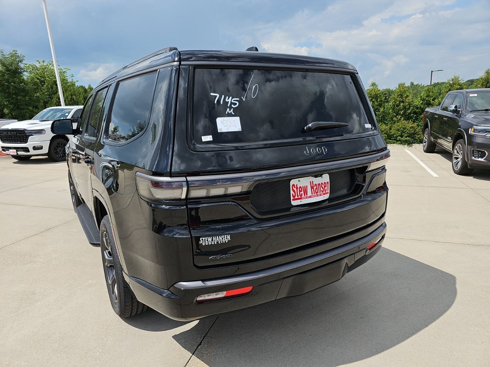 New 2026 High Gloss Black Jeep Limited Altitude image 3
