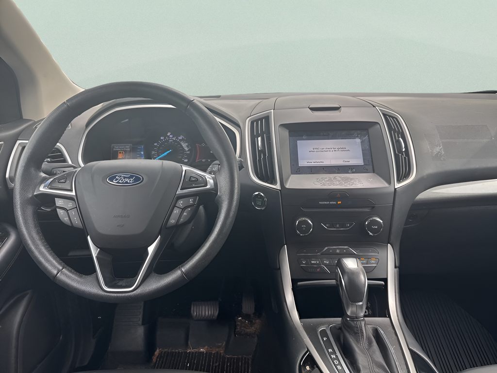 Used 2018 Silver Ford SEL image 27