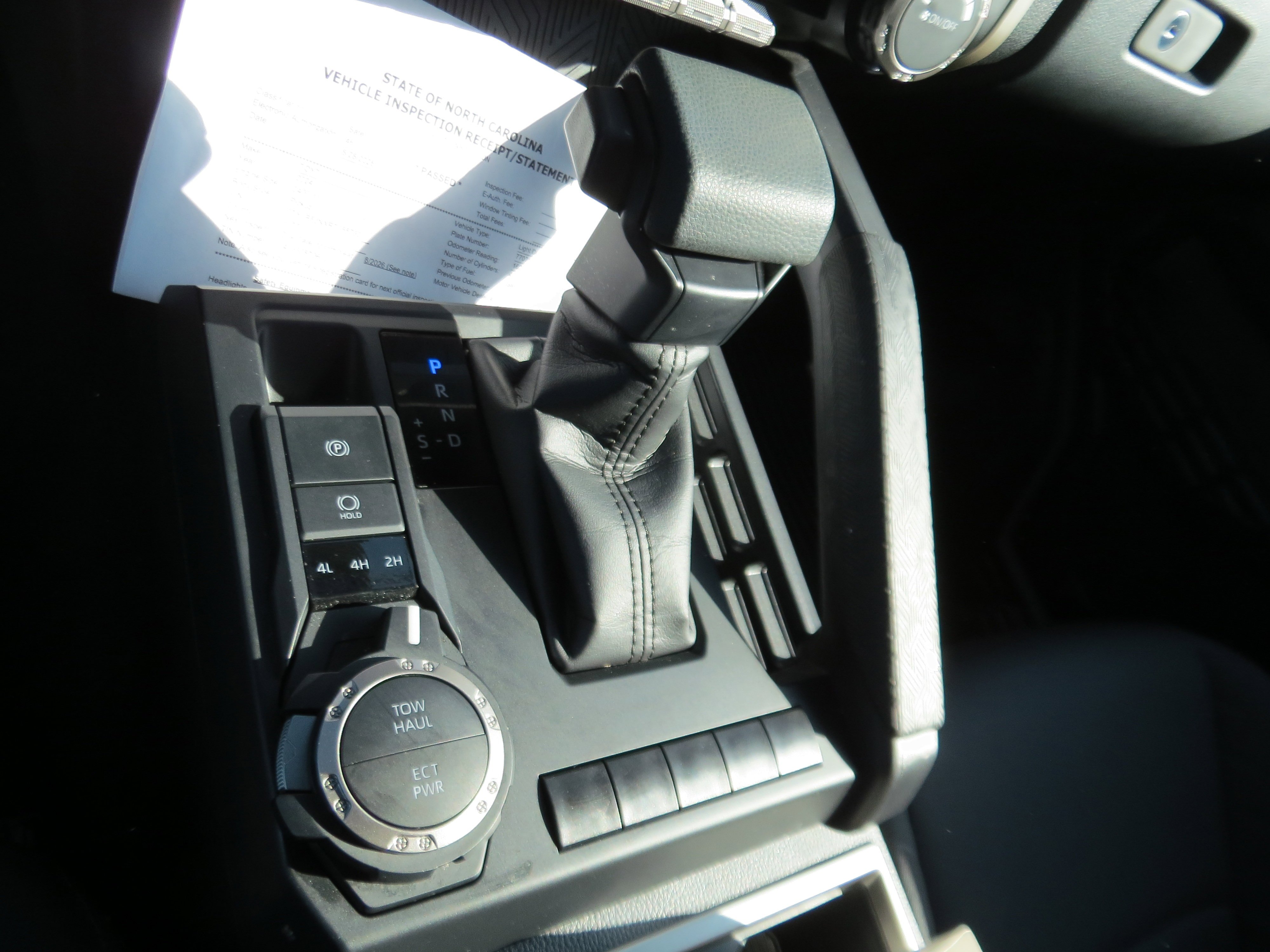 Used 2024  Toyota SR5 image 16