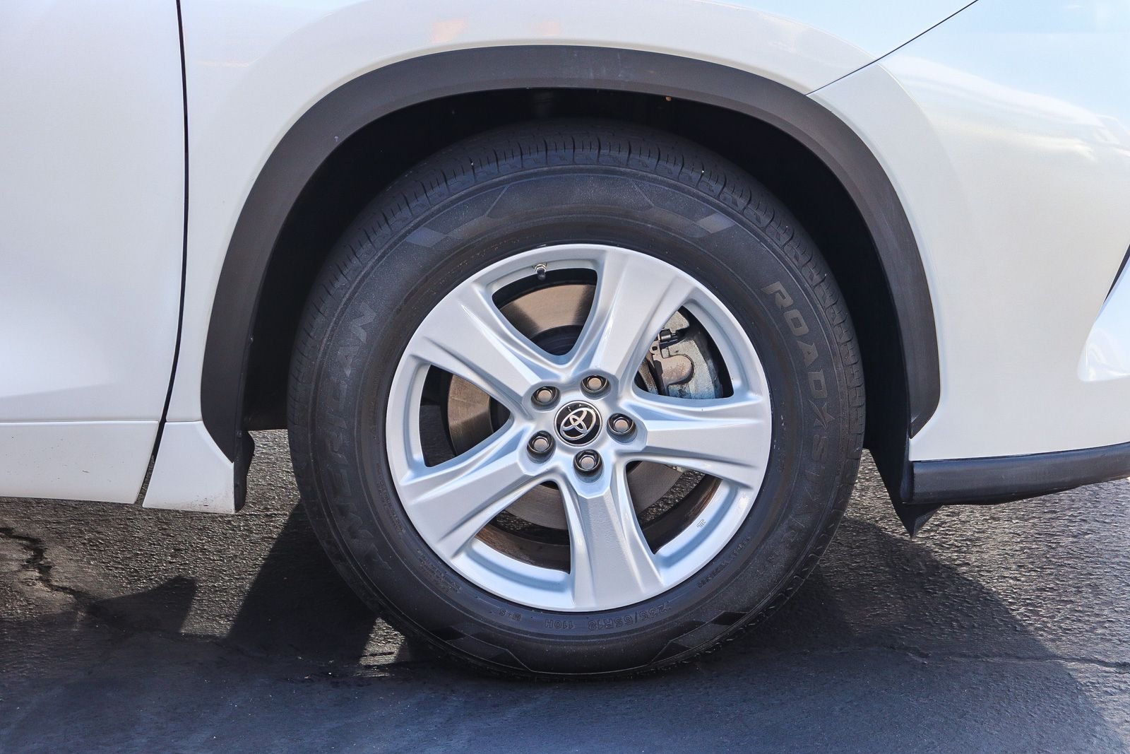 Certified Used 2021 Blizzard Pearl Toyota L image 11