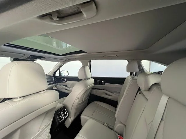 2025 Kia Sorento S - Photo 49