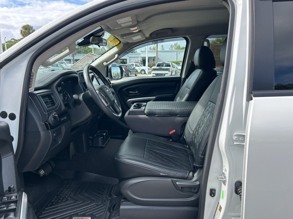 Used 2023 White Nissan SV image 17