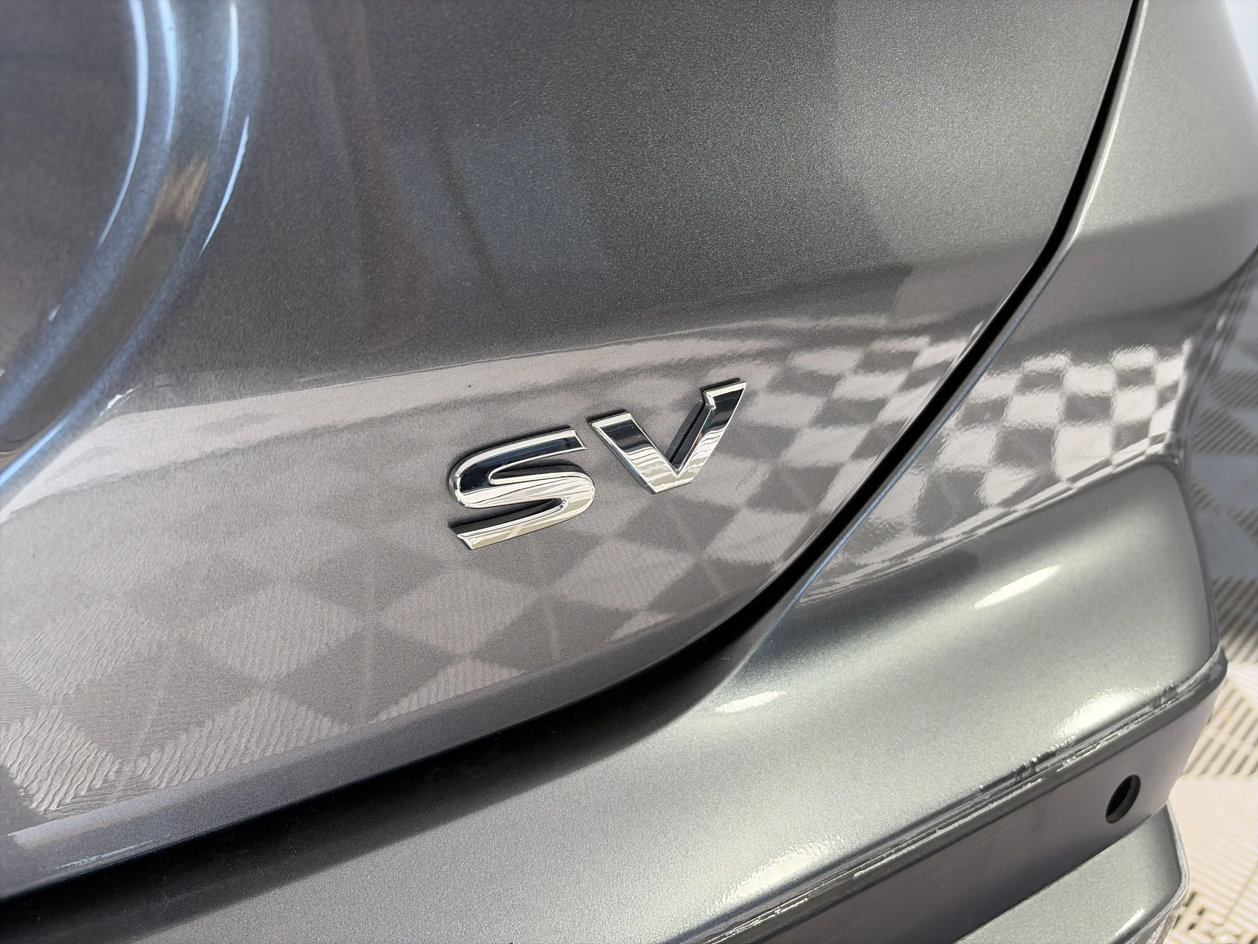 Used 2023 Gun Metallic Nissan SV image 18