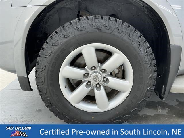 Certified Used 2015 Gun Metallic Nissan SV image 18
