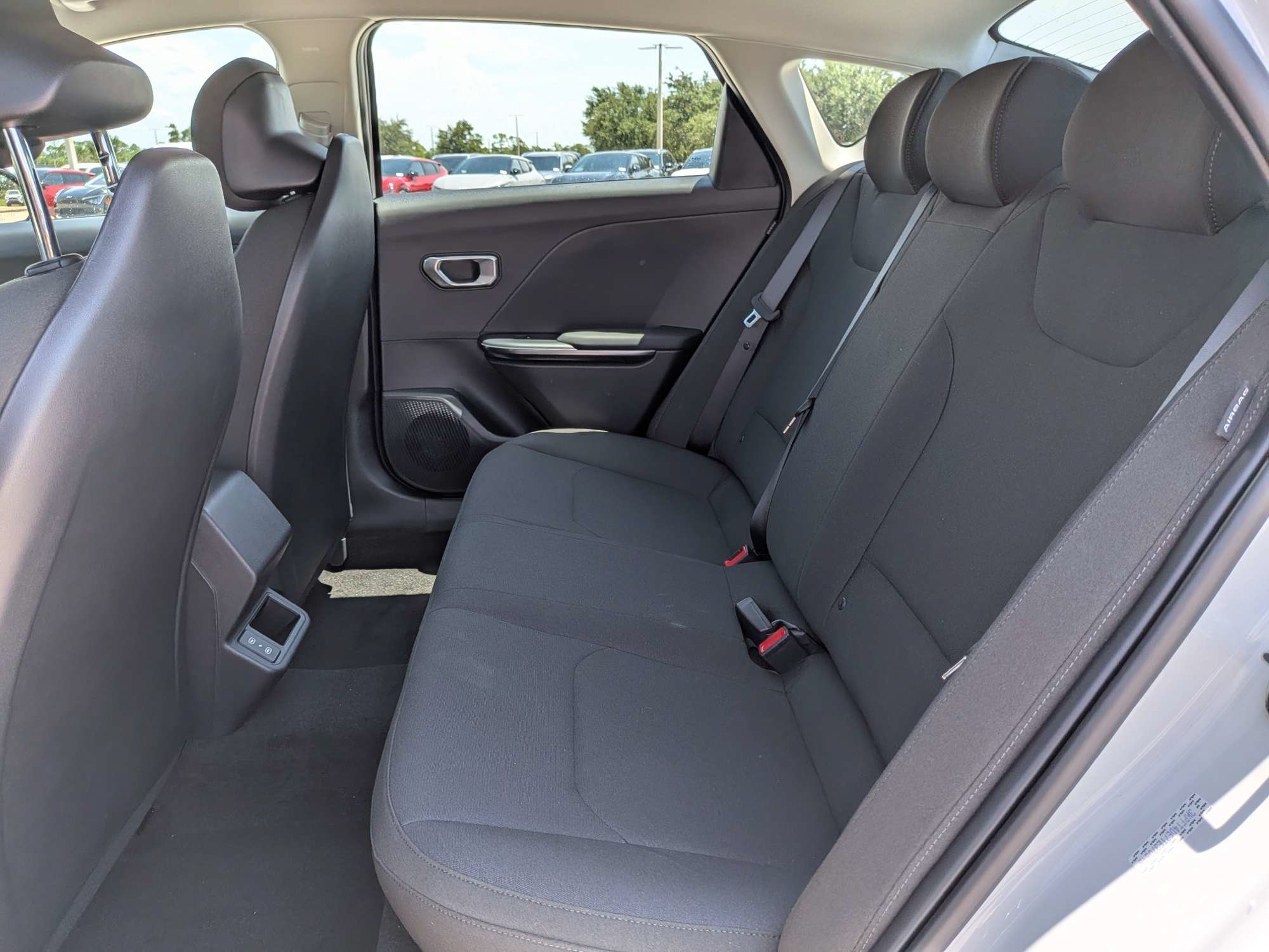 New 2026 Snow White Pearl Kia LX image 14