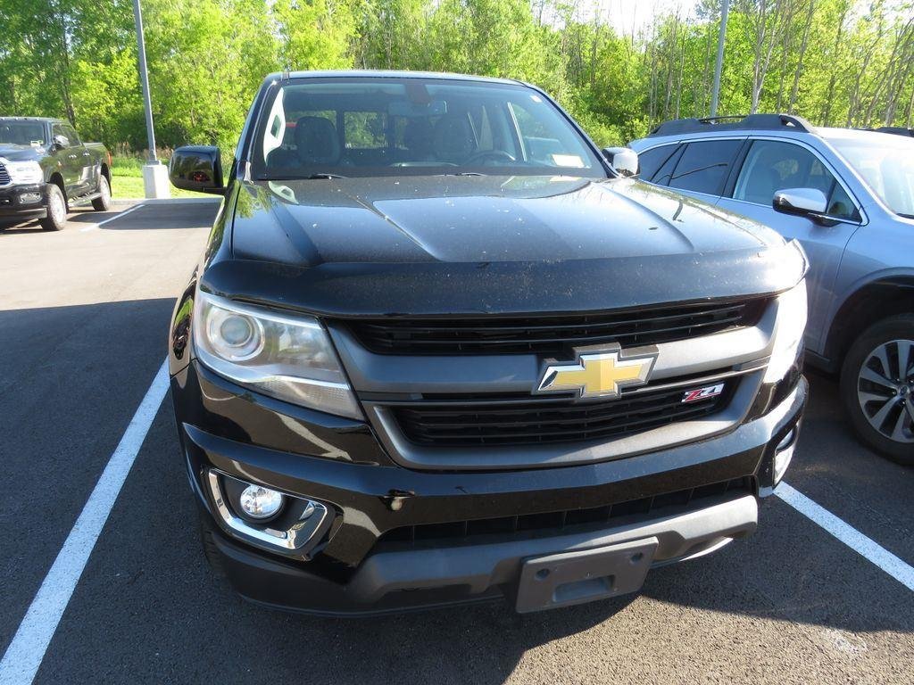 Used 2020 Black Chevrolet Z71 image 5