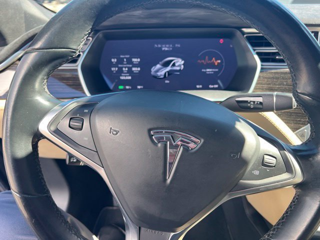 Used 2016 Midnight Silver Metallic Tesla 75D image 10