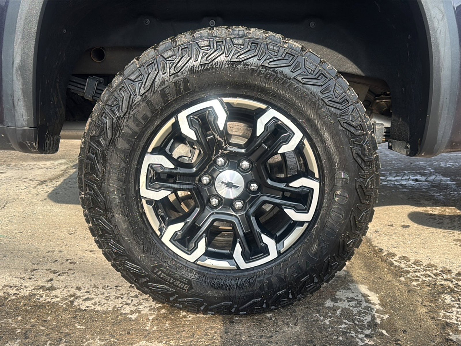 2024 Chevrolet Silverado 1500 ZR2 - Photo 50