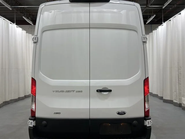 Used 2025 White Ford Base image 19