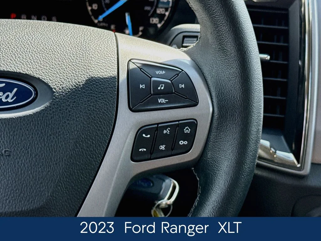 Used 2023 Blue Ford XLT image 25