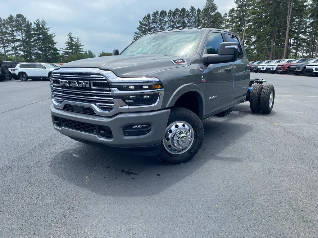 2026 RAM 3500 Big Horn 4X4 Crew Cab's photo