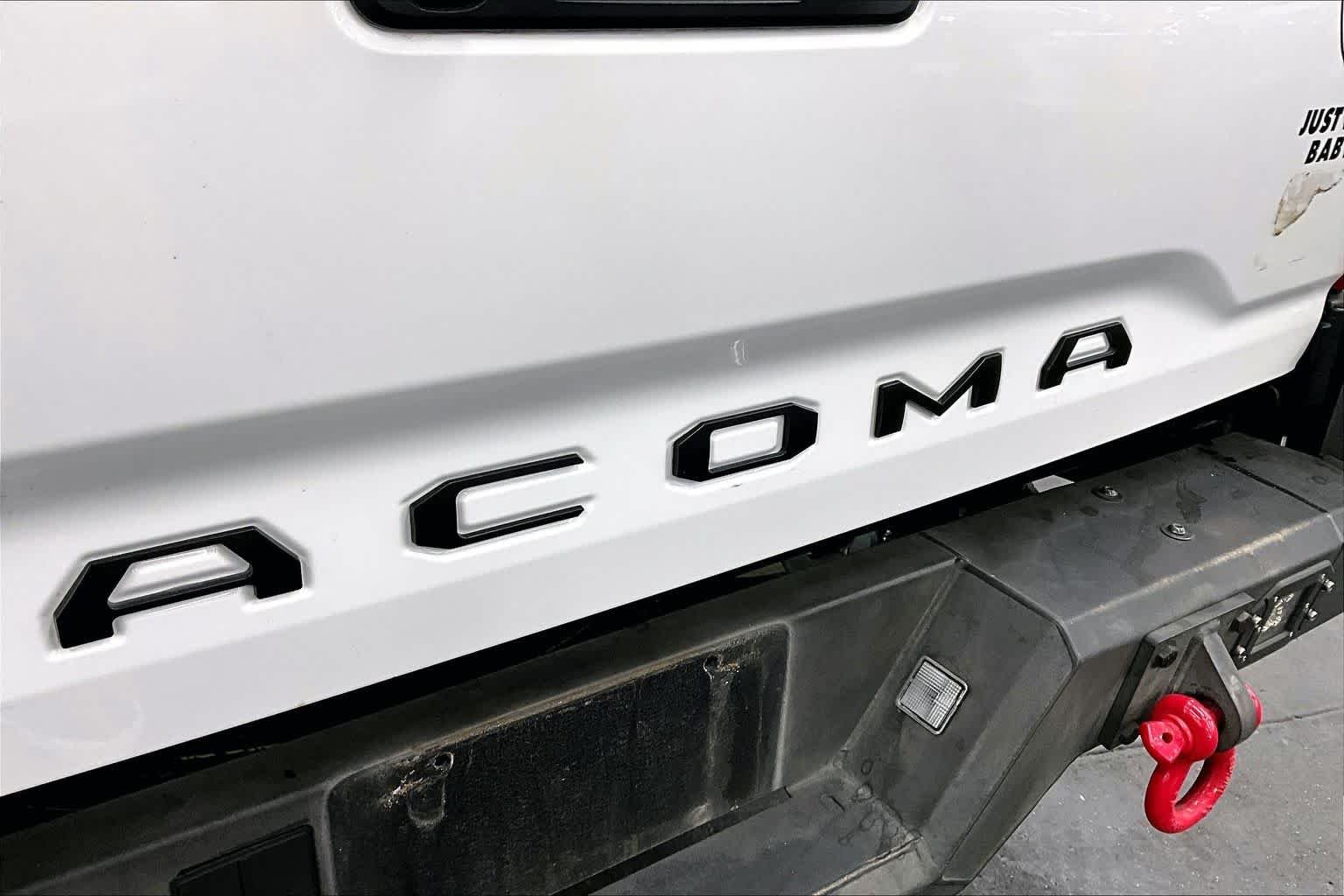 Used 2016 Super White Toyota SR image 30