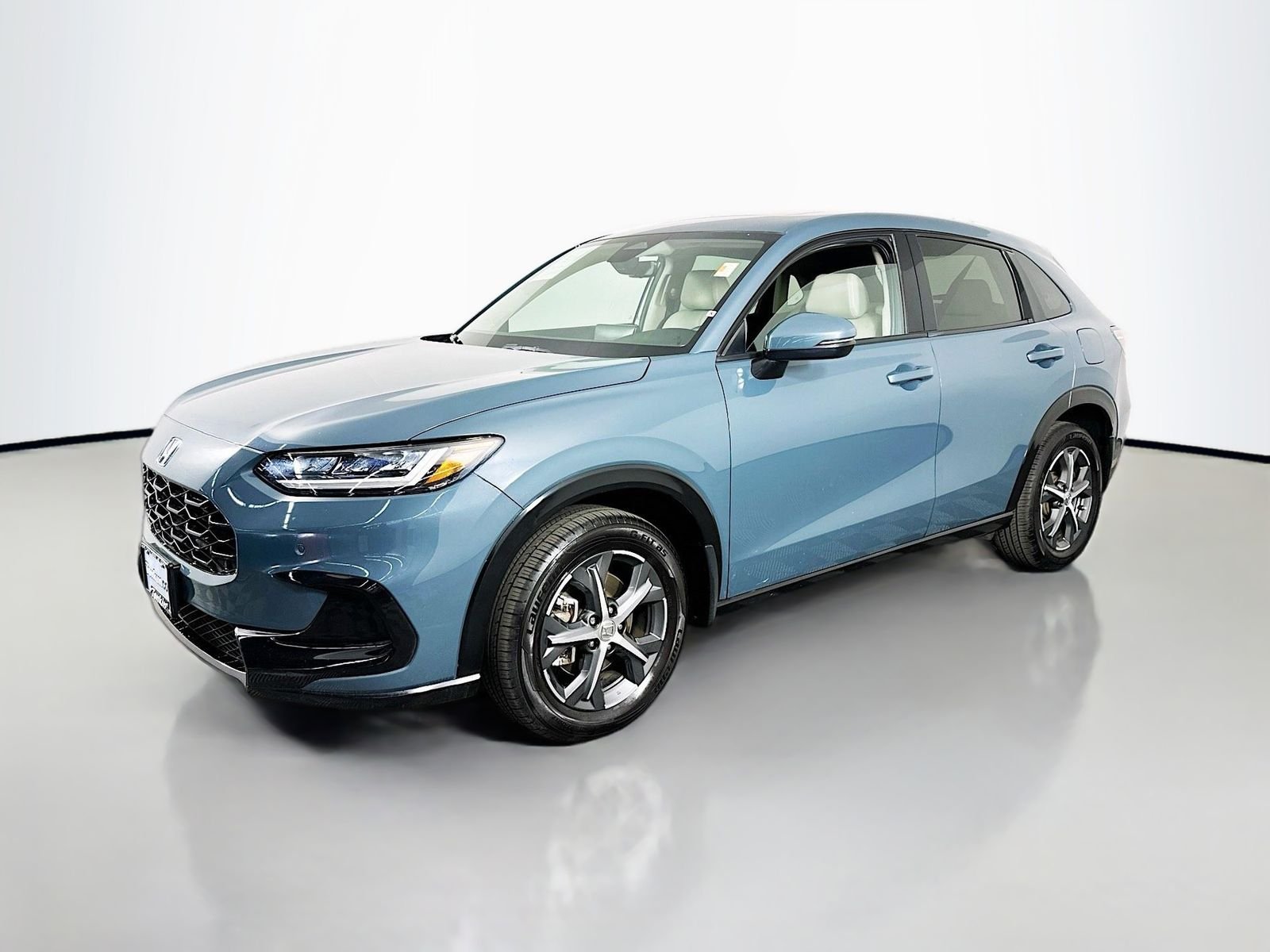 Used 2024 Blue Honda EX-L image 4