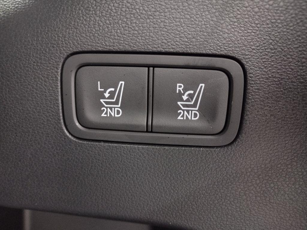 New 2026 Gray Hyundai SE image 18