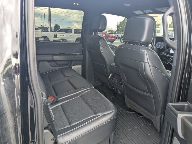 Used 2024 Agate Black Metallic Ford LARIAT image 30