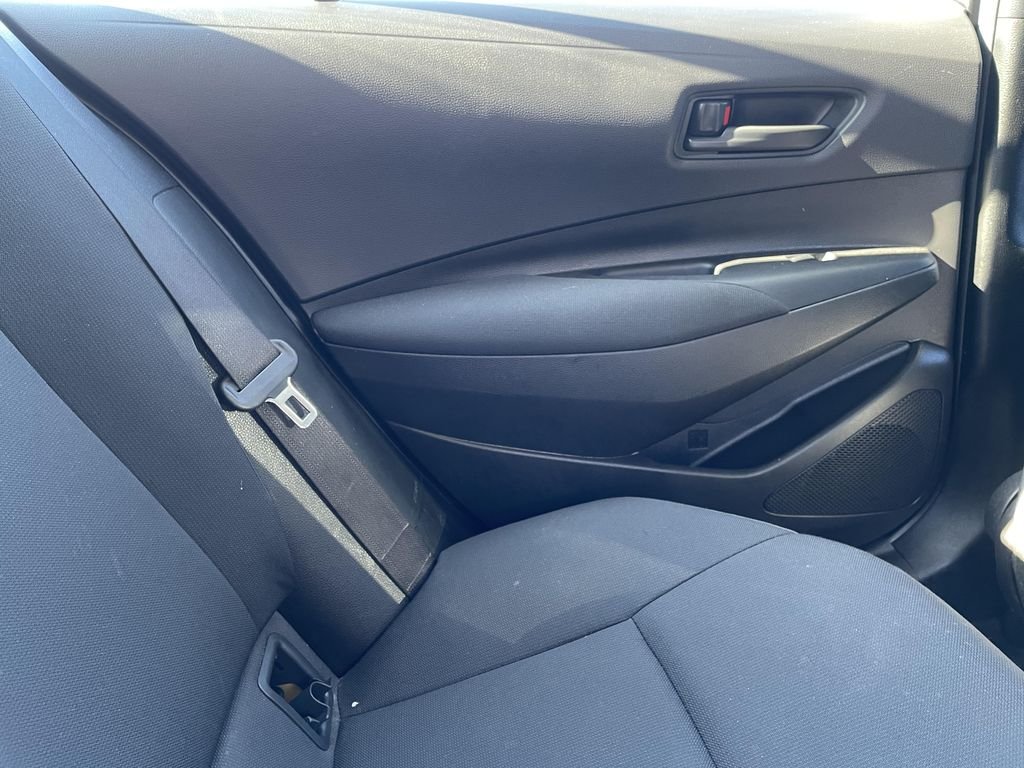2022 Toyota Corolla LE - Photo 15