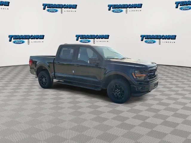 New 2026 Agate Black Metallic Ford XLT image 2