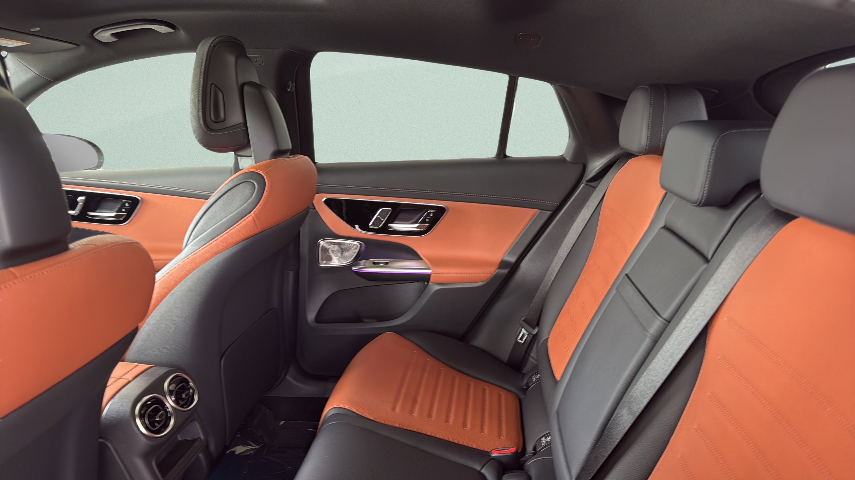 New 2026 Graphite Grey Metallic Mercedes-Benz GLC 300 image 22