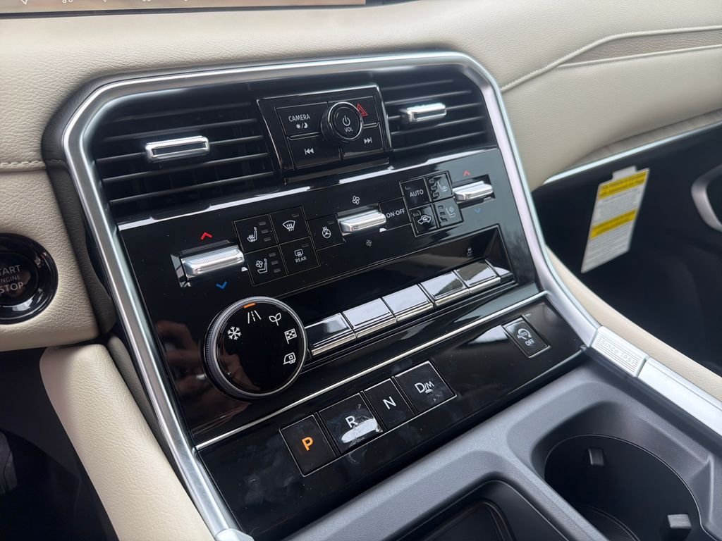 New 2026 Nissan Armada Platinum 4D Sport Utility