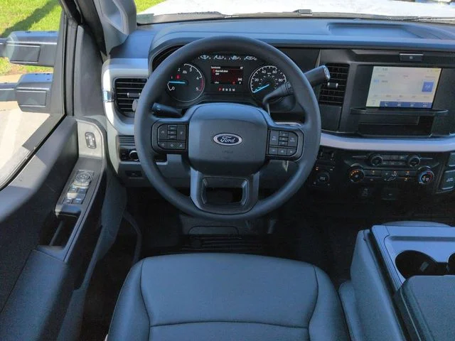 New 2026 Oxford White Ford F-250® XL image 16