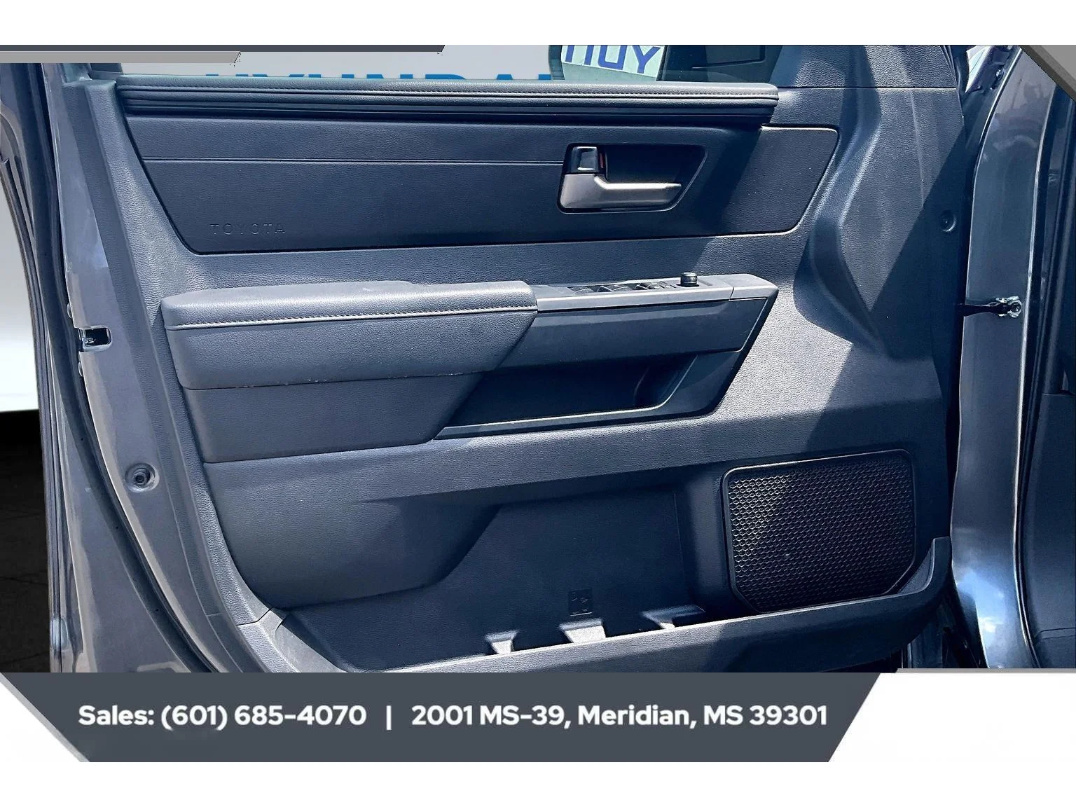Used 2026 MAGNETIC GRAY METALLIC Toyota SR5 image 17