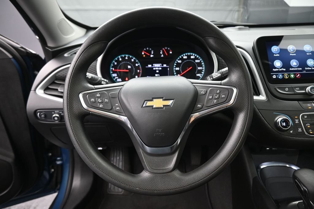 Used 2024 Blue Chevrolet LT image 32