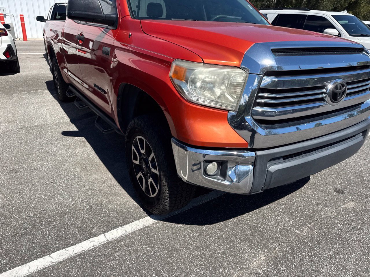 Used 2017  Toyota  image 4