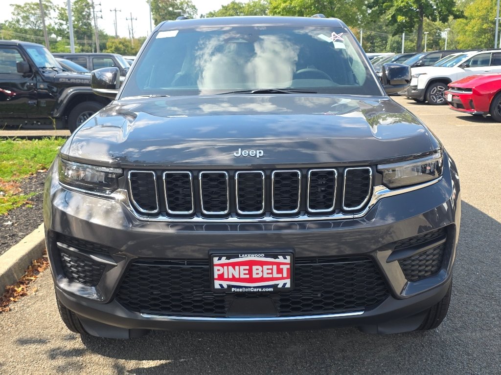 New 2026 Gray Jeep Laredo image 7