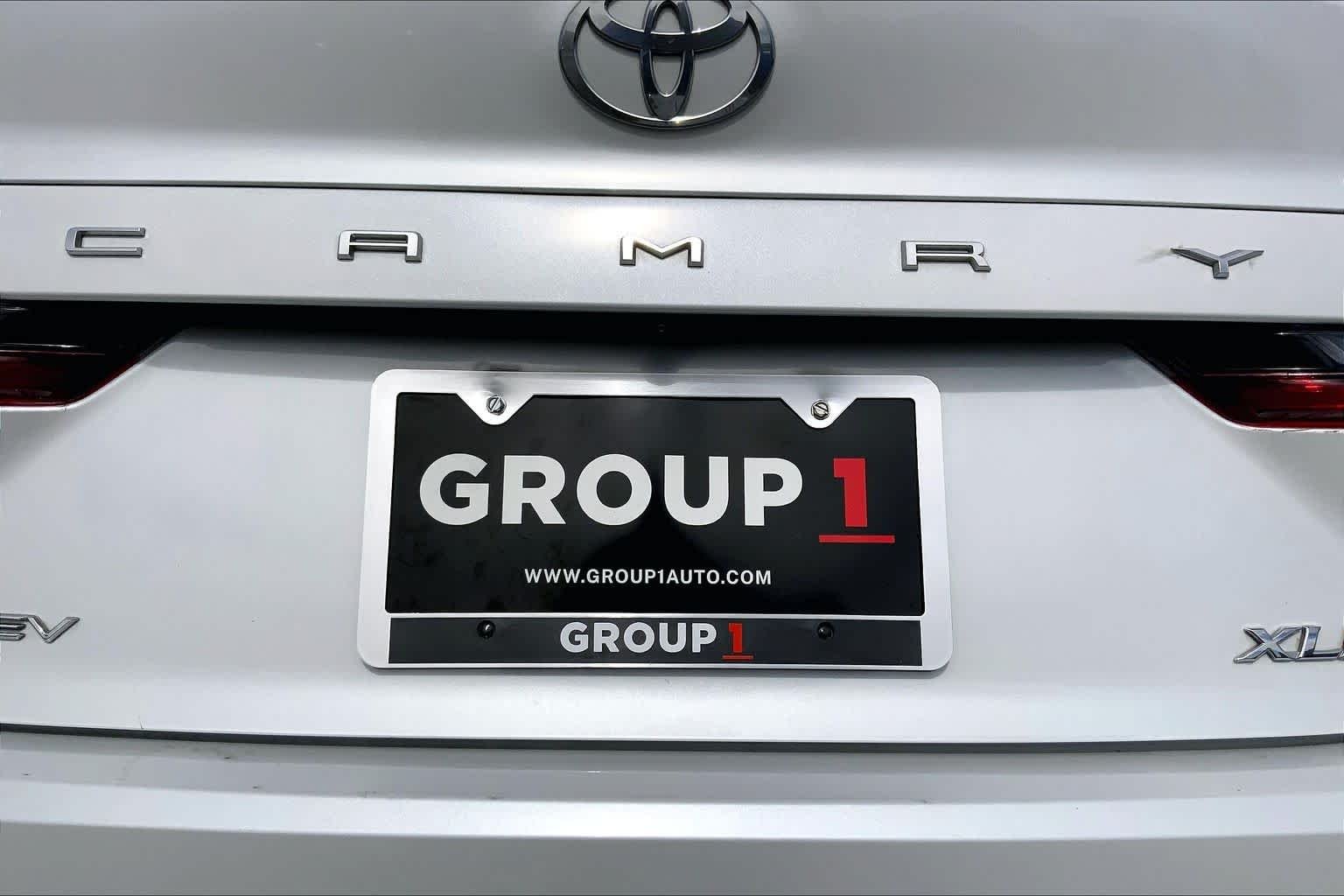 Used 2025 Wind Chill Pearl Toyota XLE image 30
