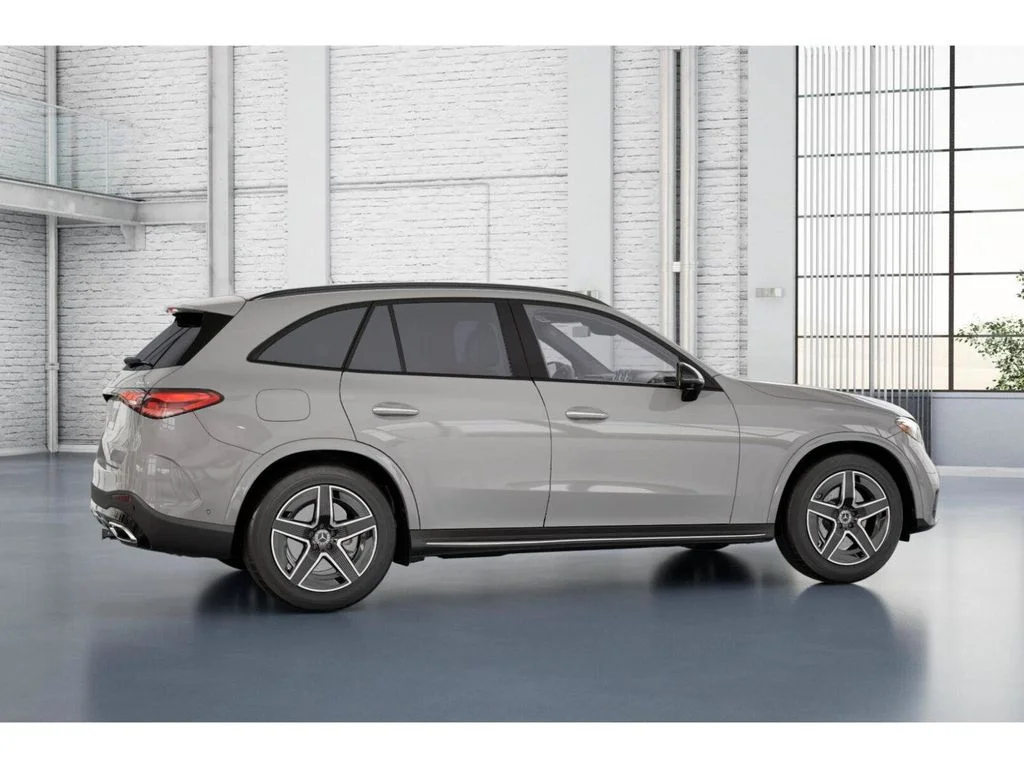 New 2026 White Mercedes-Benz GLC 300 image 18