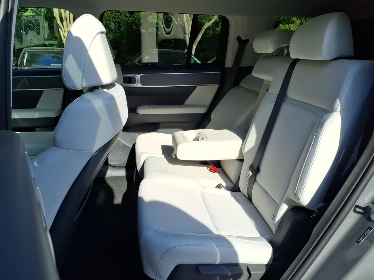 New 2026 Hampton Gray Hyundai SE FWD image 15