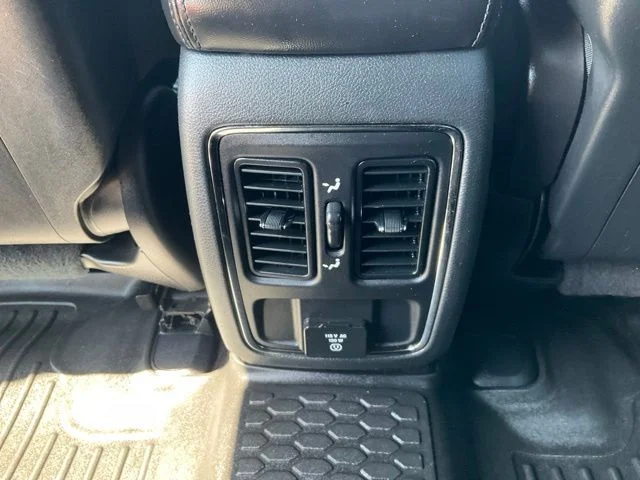 Used 2019 White Jeep Altitude image 24