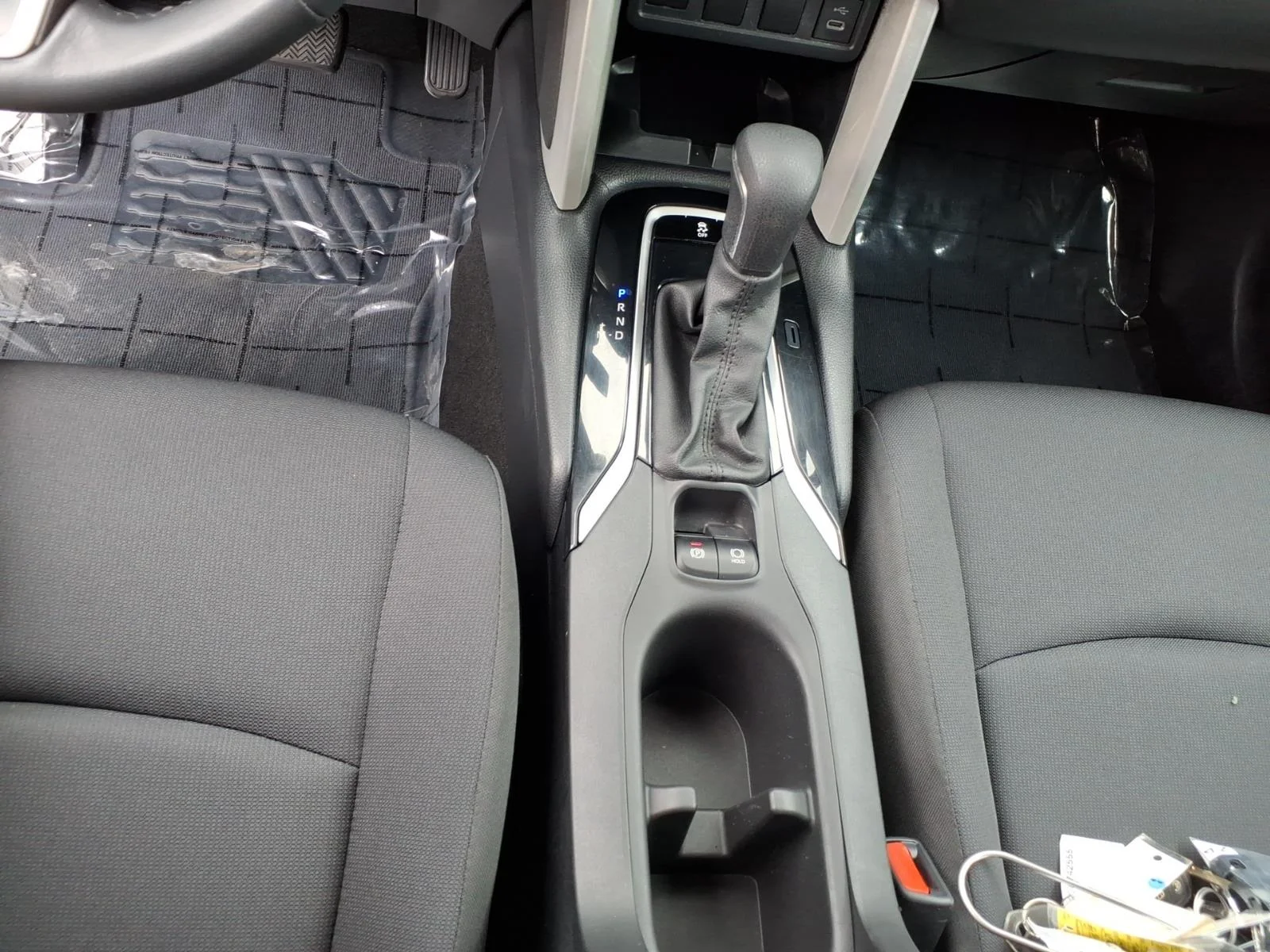 2024 Toyota Corolla Cross LE - Photo 15