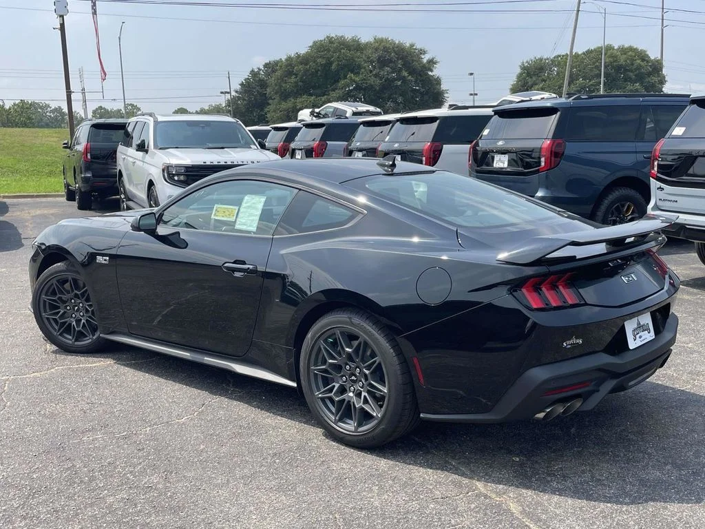 New 2026 Black Ford GT image 5