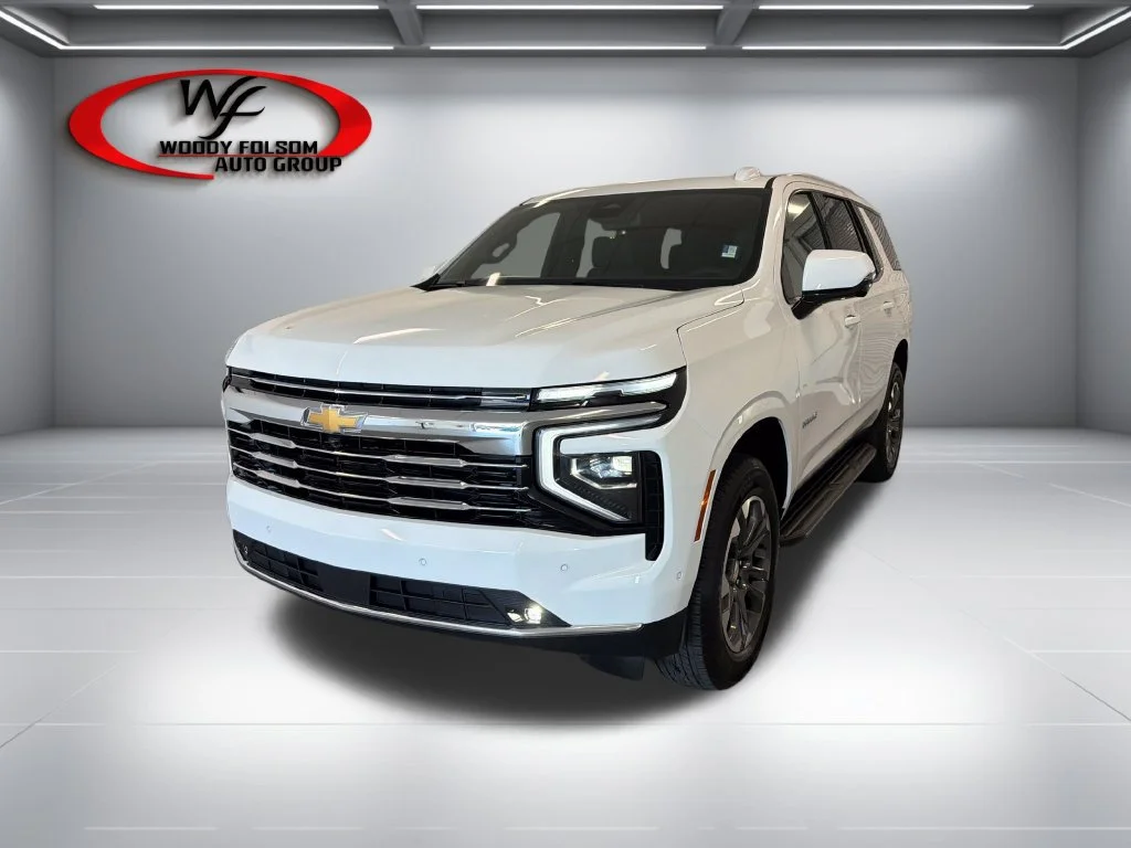 New 2026 Summit White Chevrolet LT image 3