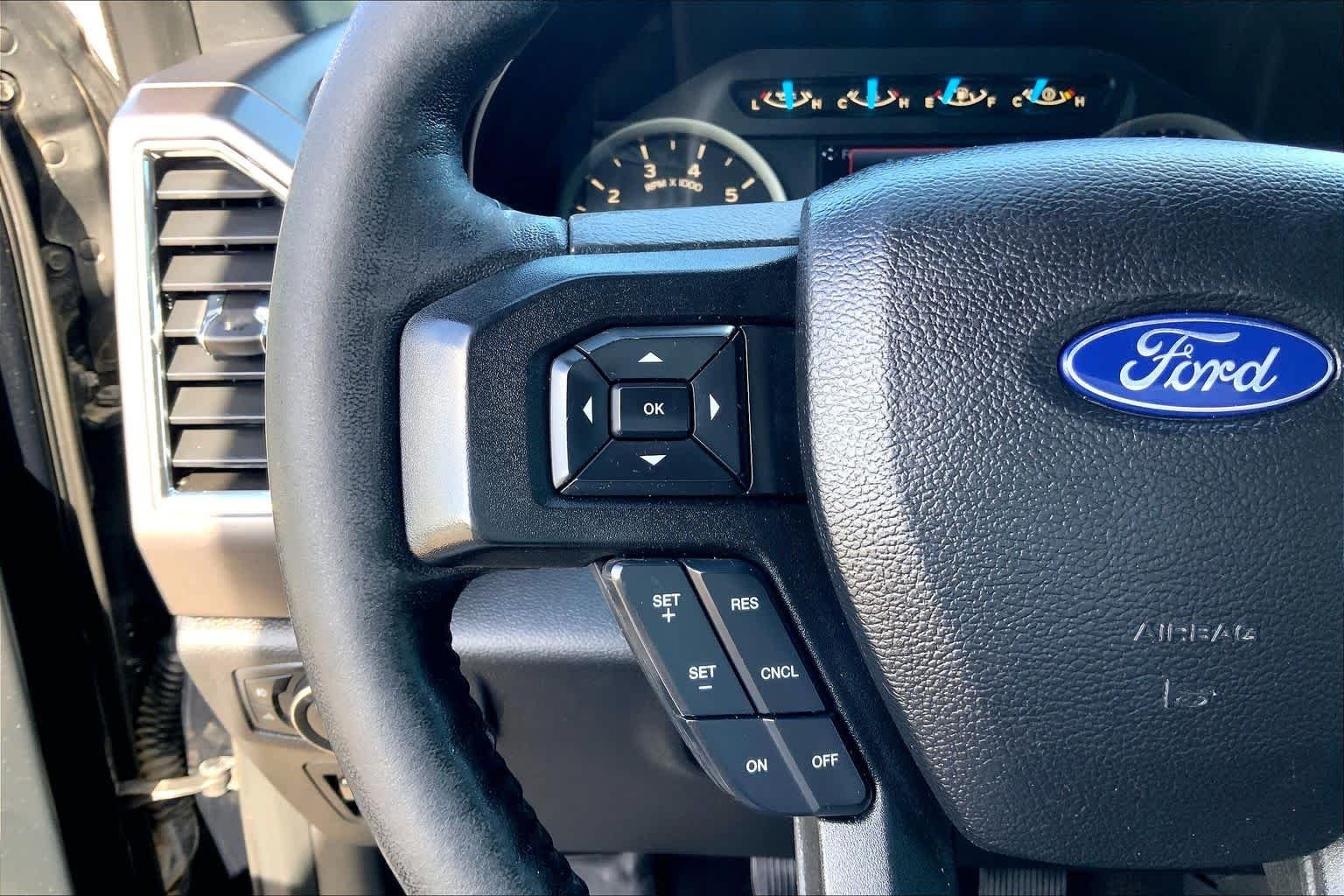 Used 2017 Shadow Black Ford XLT image 22